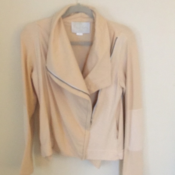 Cute Yellow sweatshirt jacket! - Picture 2 of 7